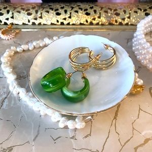 2 Pairs of wild fable Gold Tone & Faux Jade Earrings 💚✨